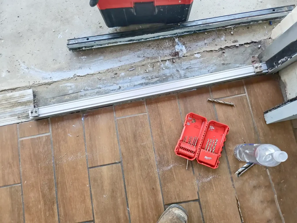 bottom g guide replacement